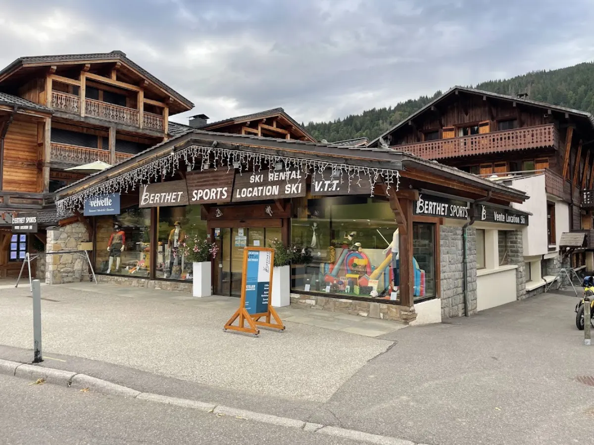 Berthet Sports, location de ski aux Gets