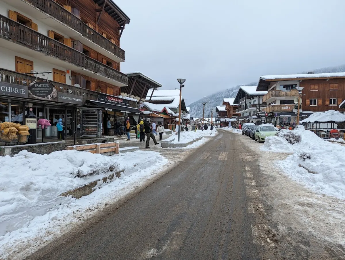 Skimium Ski Fun 360, location de ski aux Gets
